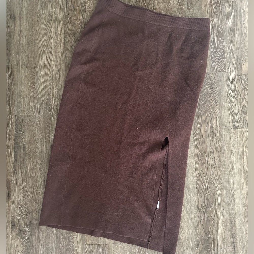 Split leg maxi skirt